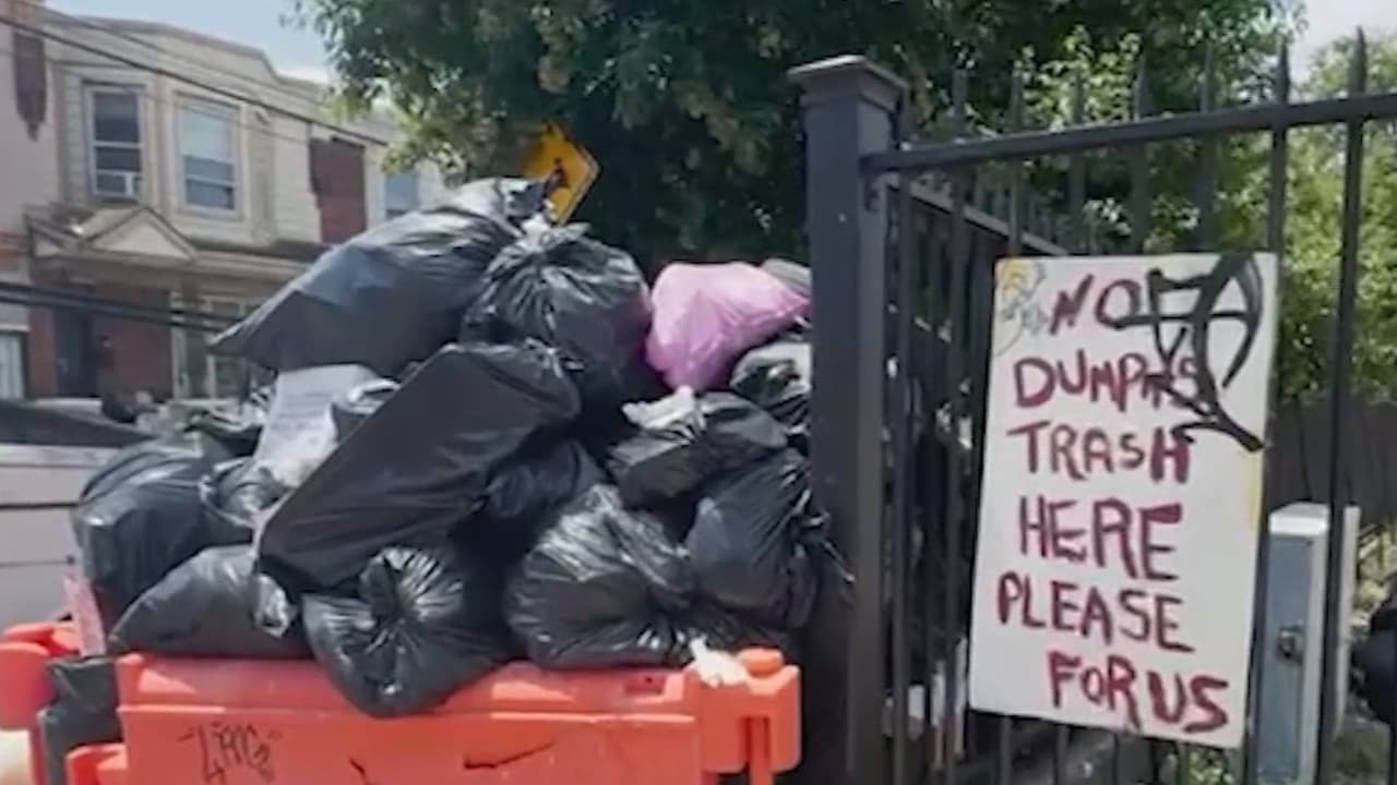 “Que se lleve la basura a su casa”, habitantes exigen a alcaldesa de Filadelfia terminar la huelga
