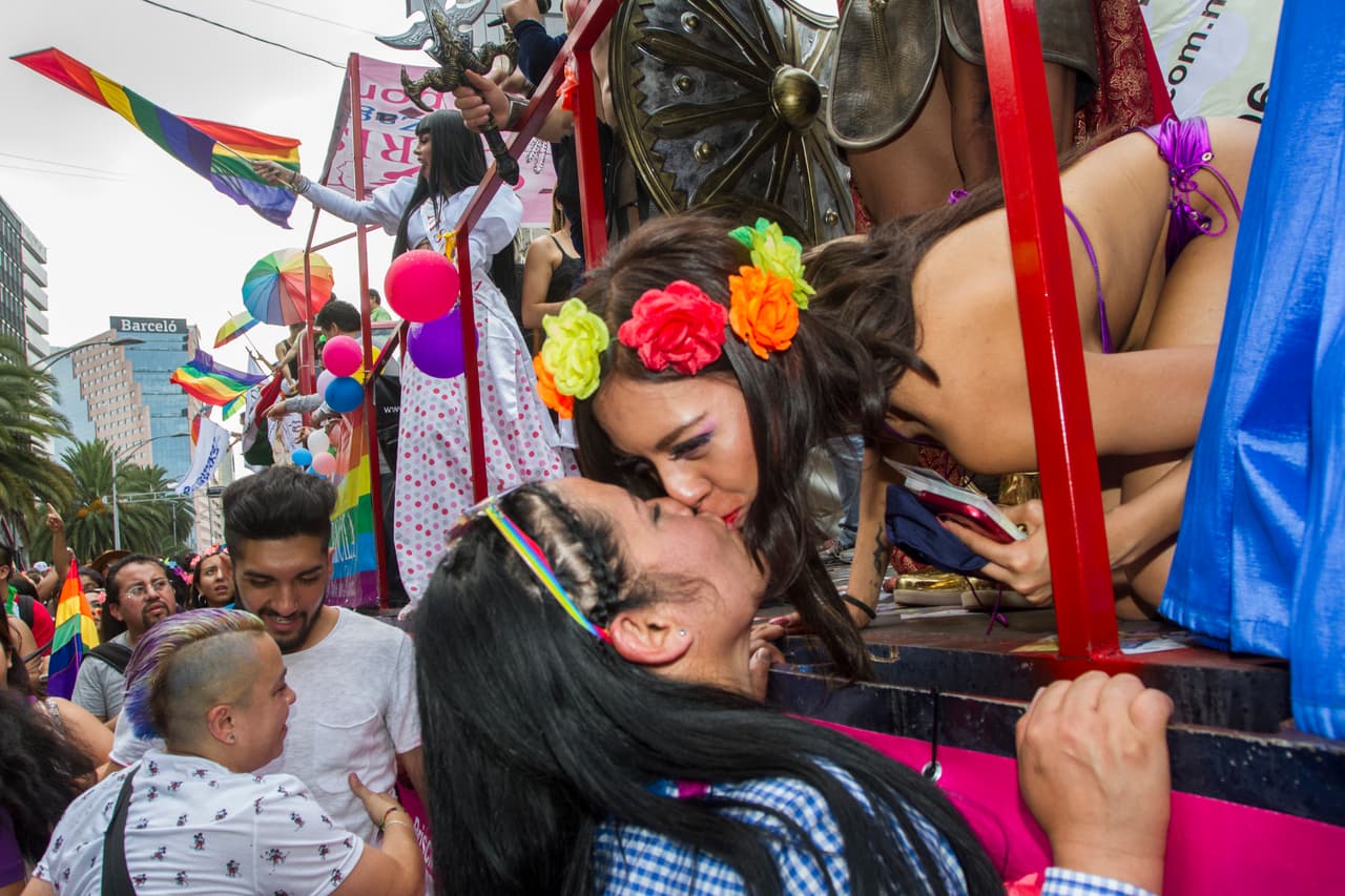 Las expresiones de amor no podían faltar, una muestra de #OrgulloU