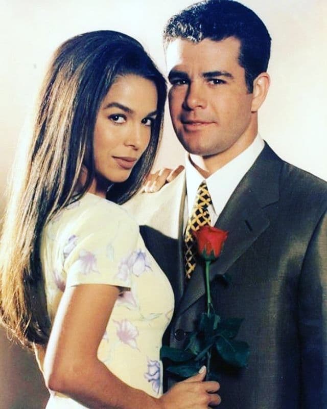 1994: Bibi Gaytán y Eduardo Capetillo.