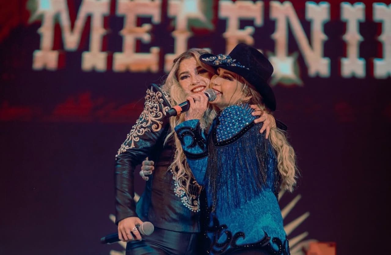 Melenie Carmona agradece el apoyo y reacciona a las críticas por concierto con Alicia Villarreal.