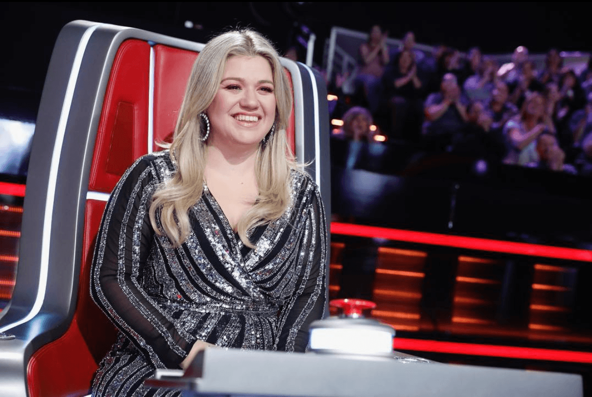 Kelly Clarkson comenzó su carrera como una cantante pop hace ya varios años. Su cuerpo ha cambiado desde su primer éxito y la gente en Internet no para de hacérselo notar. Afortunadamente, Kelly sabe perfectamente cómo dejar callados a todos los que intentan hacerla sentir mal por su peso.