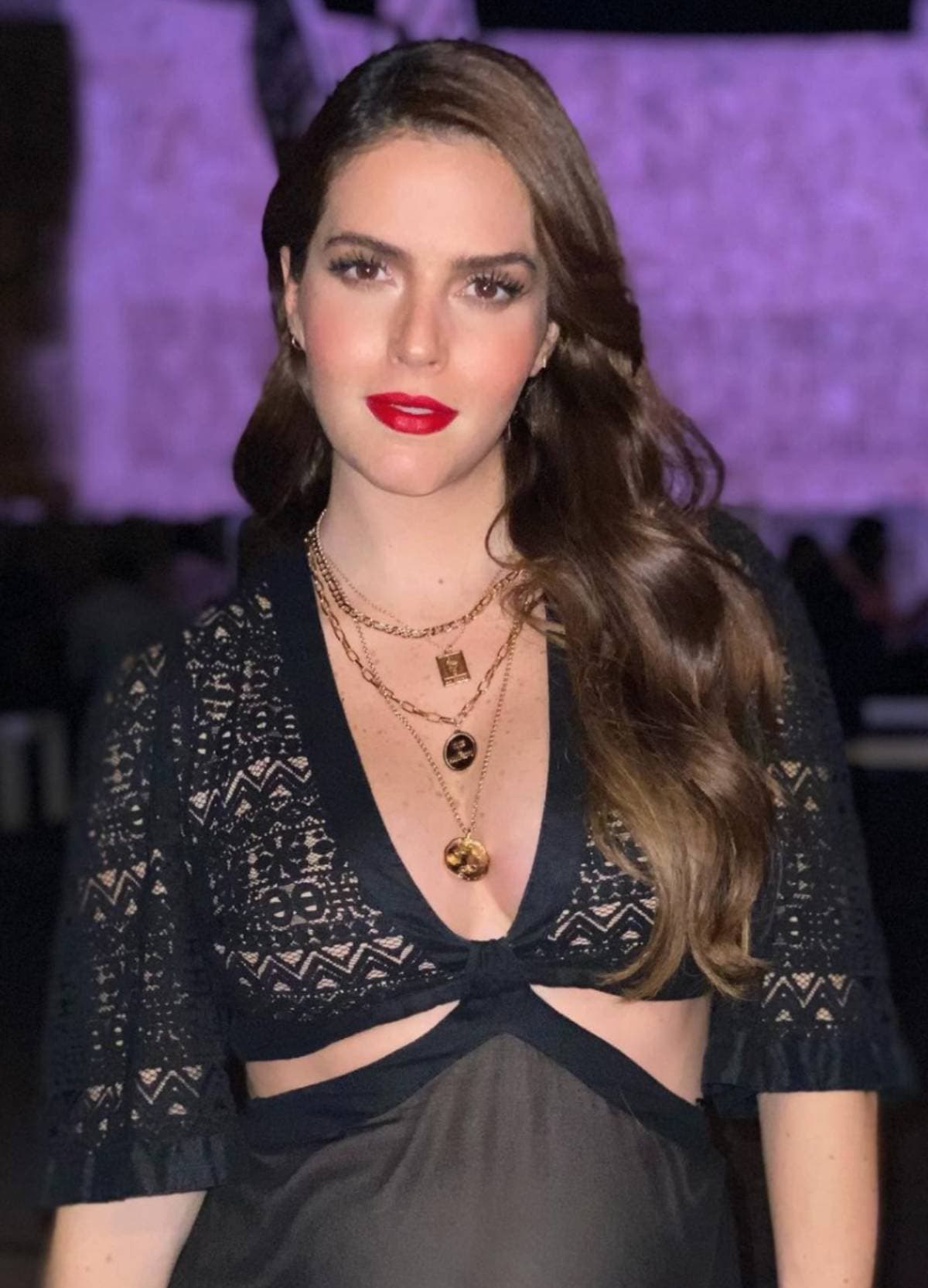 Claudia Álvarez tiene casi cinco meses de embarazo y presume su enorme pancita