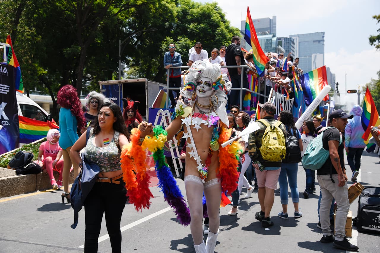 Y con este número, también se conmemora “el Baile de los 41”, como se le conoce a la primera fiesta gay que se realizó públicamente en el País.