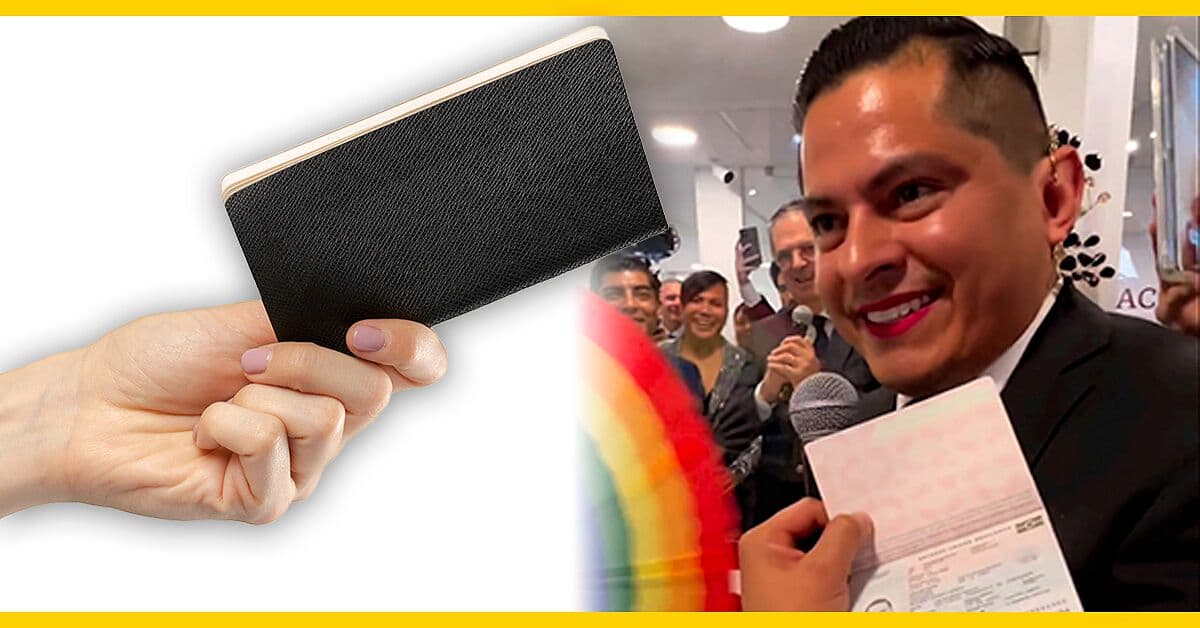 Así entregaron el primer pasaporte no binario mexicano