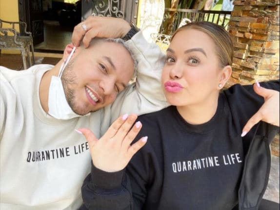 Al hacerse públicas las fotografías y videos Lorenzo Méndez decidió borrar todas las imágenes que tenía publicadas en su Instagram sin dar ninguna explicación.