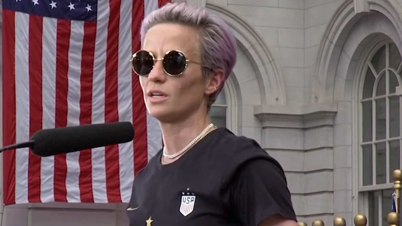 Megan Rapinoe es criticada por cómo interactuó con un fan… pero el internet salió a defenderla