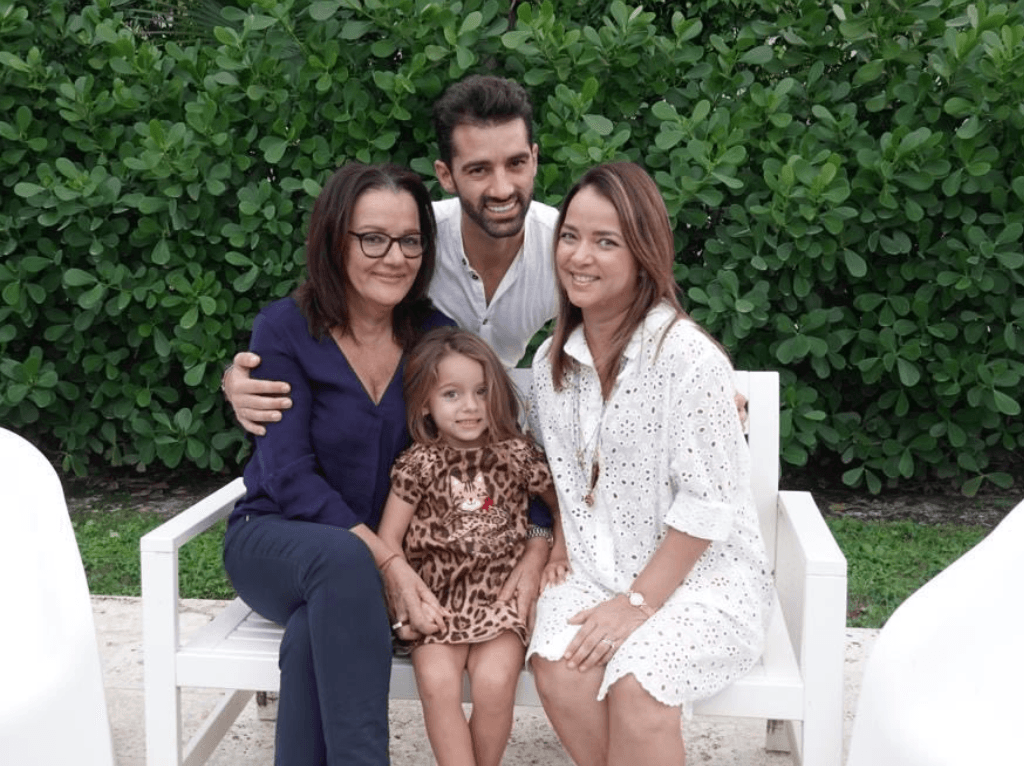 Mamá de Toni Costa sale en defensa de su hijo tras su separación de Adamari