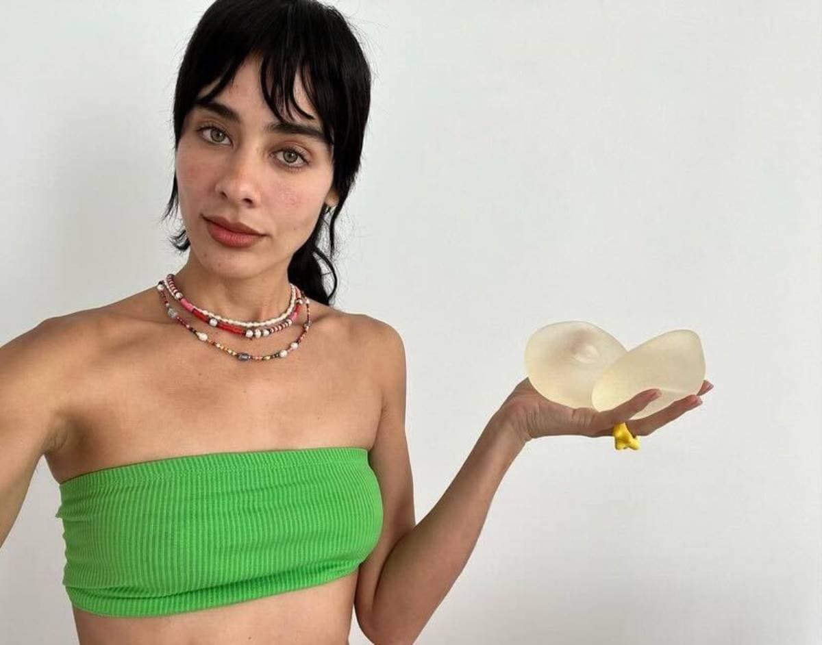 Esmeralda Pimentel envía poderoso mensaje tras retirarse sus implantes de seno