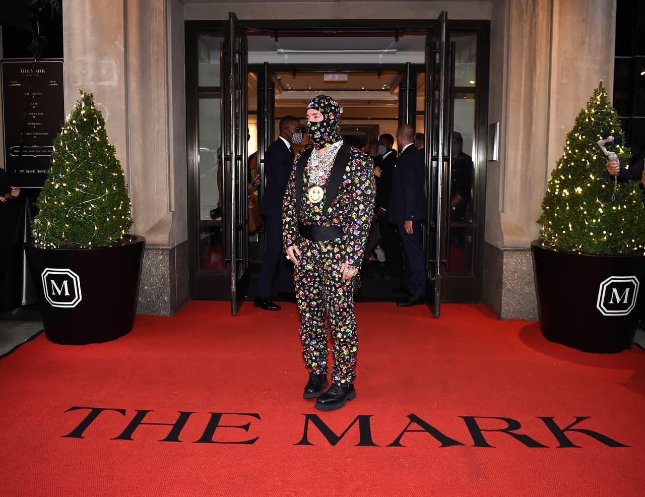 NEW YORK, NEW YORK - SEPTEMBER 13: J Balvin departs The Mark Hotel for the 2021 Met Gala on September 13, 2021 in New York City. (Photo by Ilya S. Savenok/Getty Images)