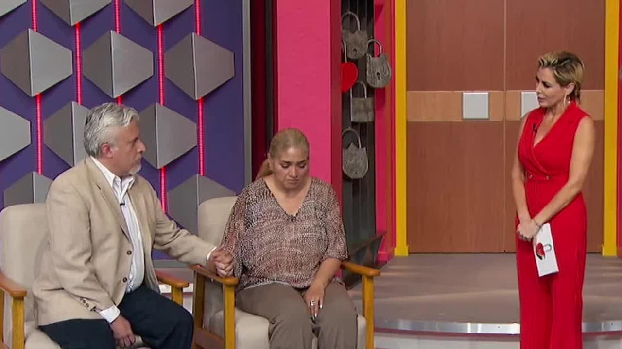 Secretos al Desnudo: Mi hijo quiere arruinar mi historia de amor