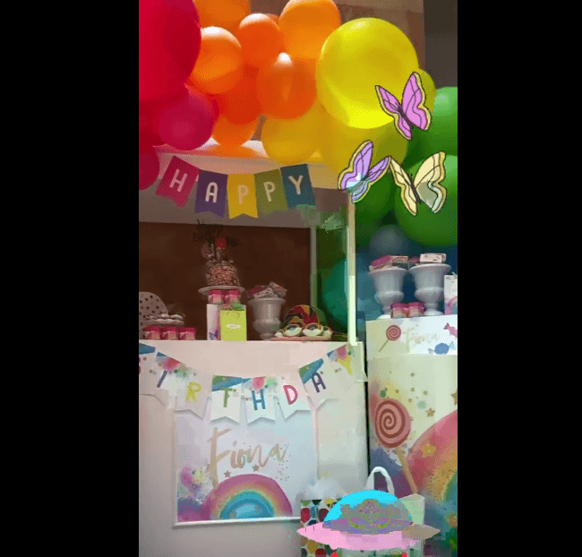 Aquí la barra de bocadillos y dulces para los más pequeños de la celebraci´on.