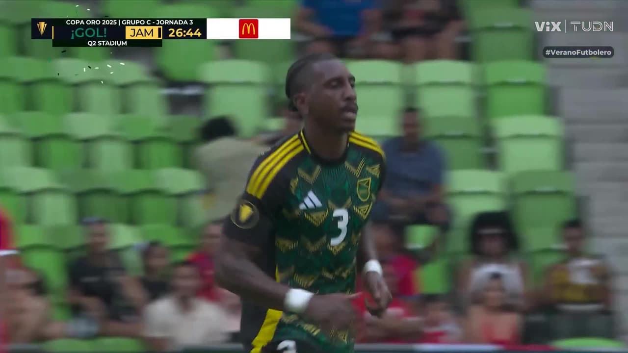 ¡Por fin aparece Jamaica! Bell gana en el salto y mete emoción