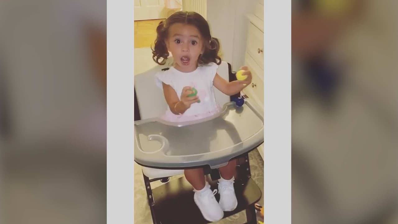 Video: Inés Gómez Mont comparte la divertida y contagiosa ‘risa falsa’ de su pequeña hija María