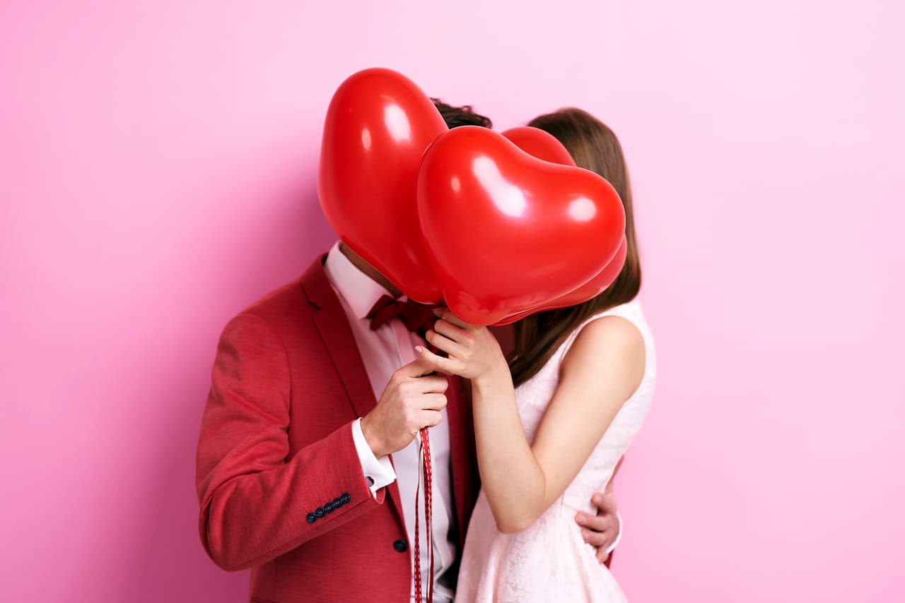 CAPRICORNIO. Por fin decides ser feliz y empezar una relación de pareja muy compatible contigo, recuerda que estás en tu etapa de crecimiento personal.