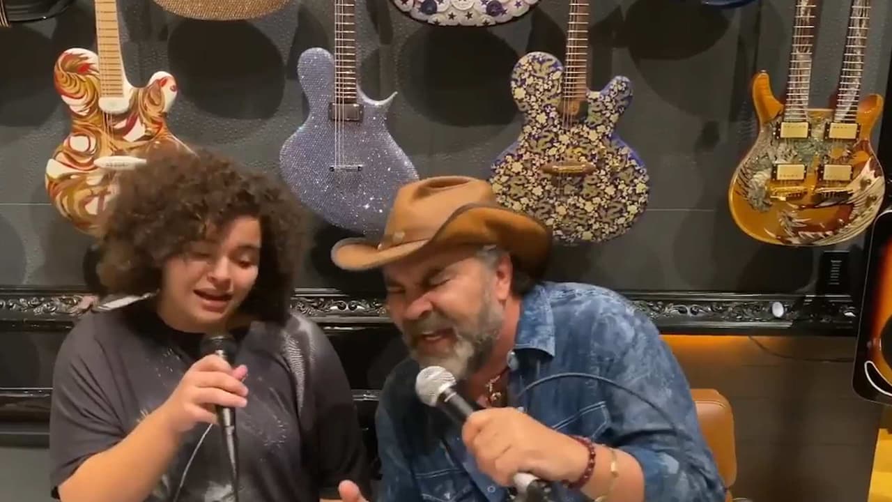 Así fue el increíble dueto entre Mijares y su hija, Lucerito