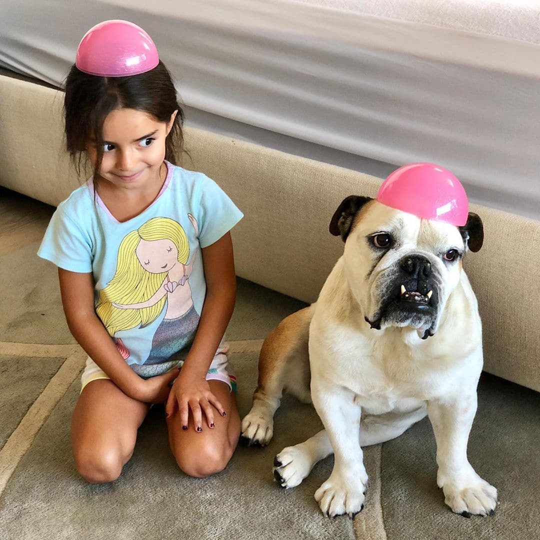 El mayor de los Derbez no deja de presumir a sus dos amores: Aitana y Frida. Las fotos que Eugenio comparte en Instagram demuestran que estas dos juntas son dinamita... y el más grande amor de papi.