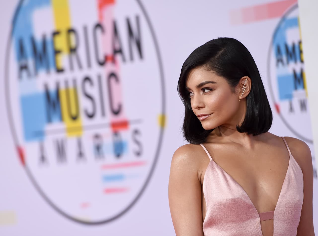Con tan solo 18 años, Vanessa Hudgens también sufrió una invasión a su privacidad, siendo su carrera lo que más le preocupó al enterarse de la filtración de sus fotos, ya que en ese entonces se encontraba trabajando en High School Musical 3 (2008). “Esa fue una situación horrible, que realmente apestó; fue el peor momento de mi carrera”, contó en una entrevista con Paper Magazine.