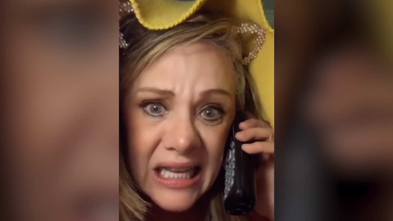 ‘Me están buscando’: Erika Buenfil enternece al hacerse pasar por una niña en TikTok