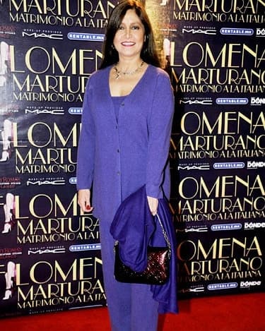 Daniela Romo. En 2011, a la actriz y cantante le fue detectado el mal. Se sometió a una mastectomía parcial, quince quimioterapias y treinta radioterapias para vencerlo.