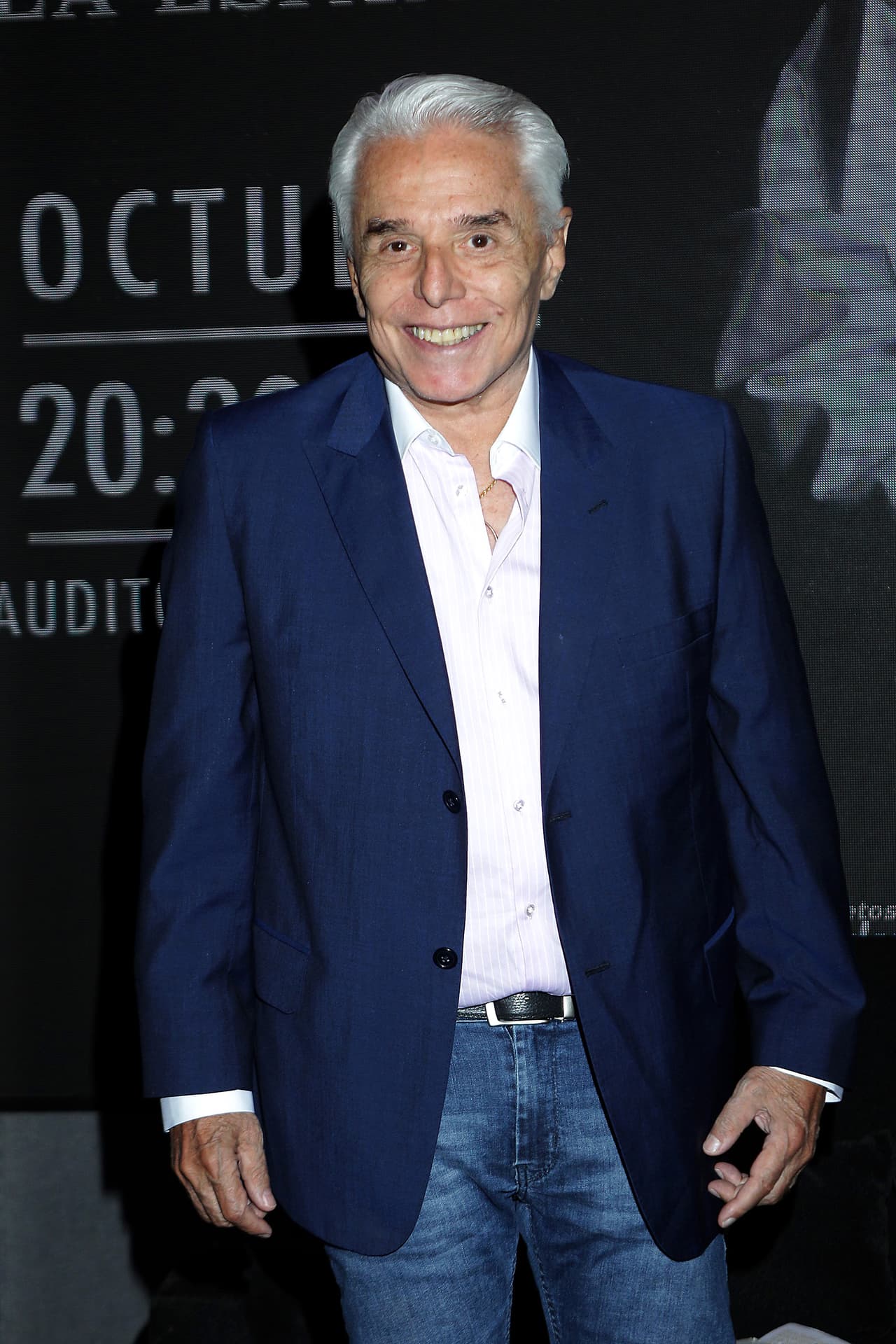 Enrique Guzmán habla del estado de salud de su esposa