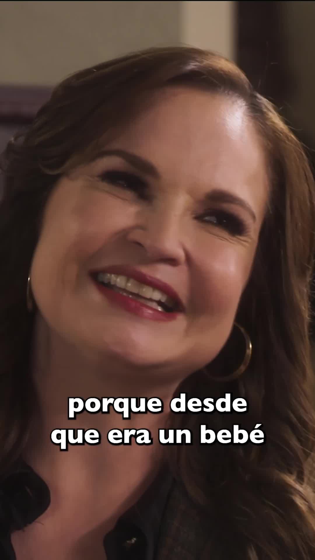 La madre Celeste espía a Oscar y a Eva
