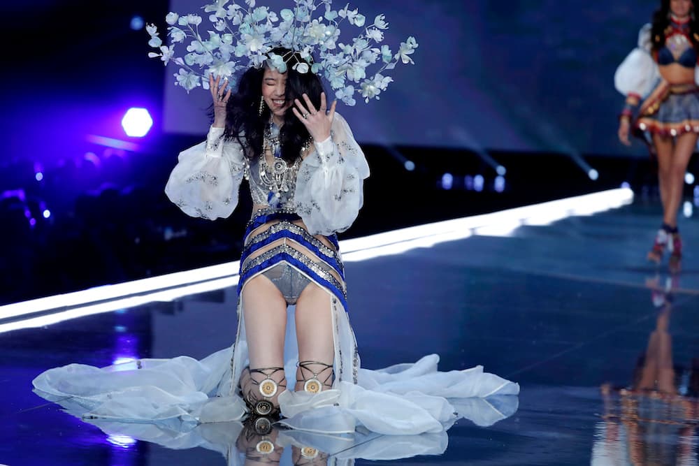 Lamentablemente, Ming Xi sufrió una caída