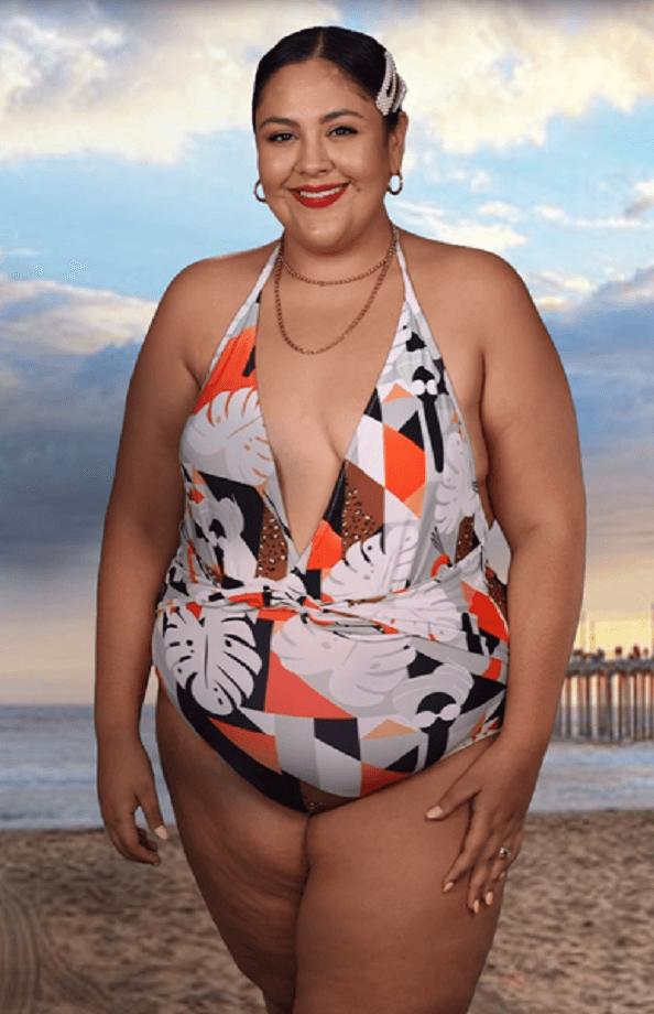 Si tu tipo de cuerpo es estilo pera, tienes la opción de usar trajes de baño que sean completos y con un escote pronunciado; esto creará un efecto visual bastante chic en tu figura.