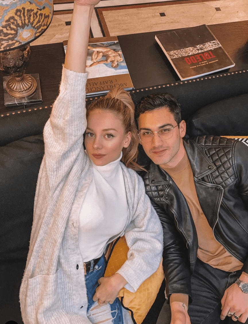 Alejandro Speitzer y Ester Expósito terminaron?