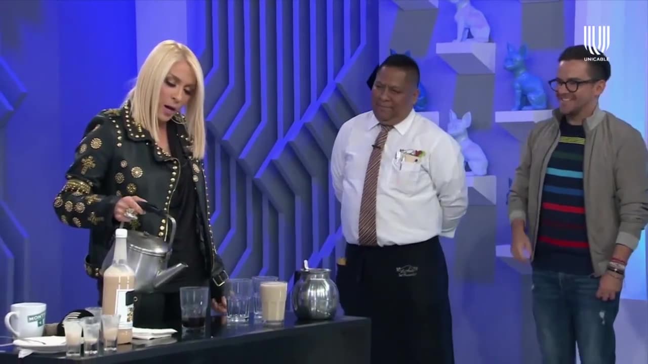 ¡Toda una experta! Yuri muestra cómo es que se sirve una taza de café en Veracruz
