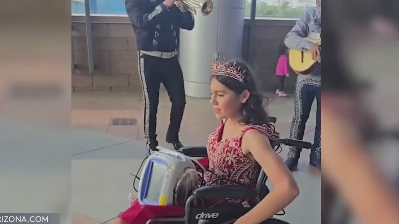 Jovencita optimista celebra su quinceañera en el hospital pese a la amputación de su pierna tras ser atropellada