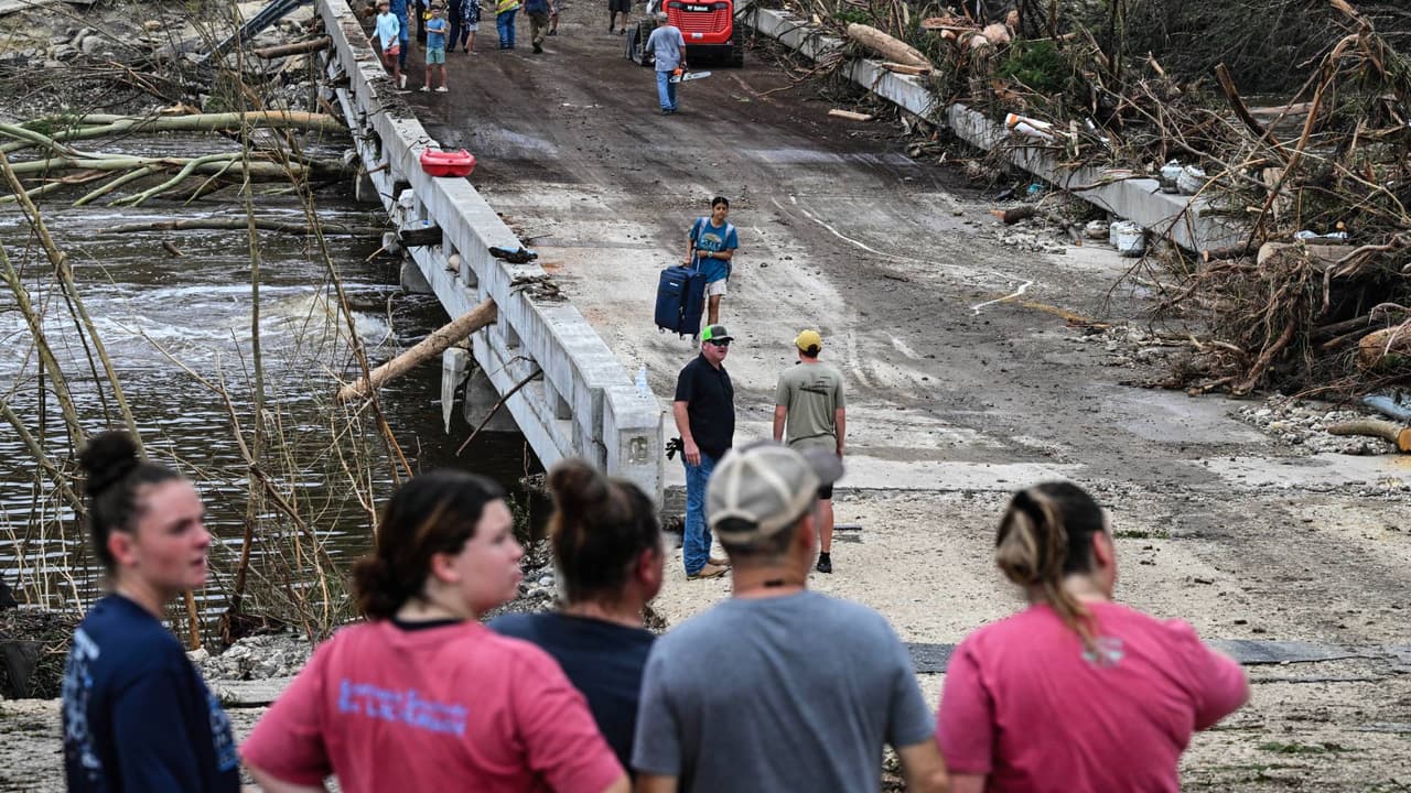 Kerr recibió 12 horas de alertas por inundaciones, pero la tragedia no se evitó