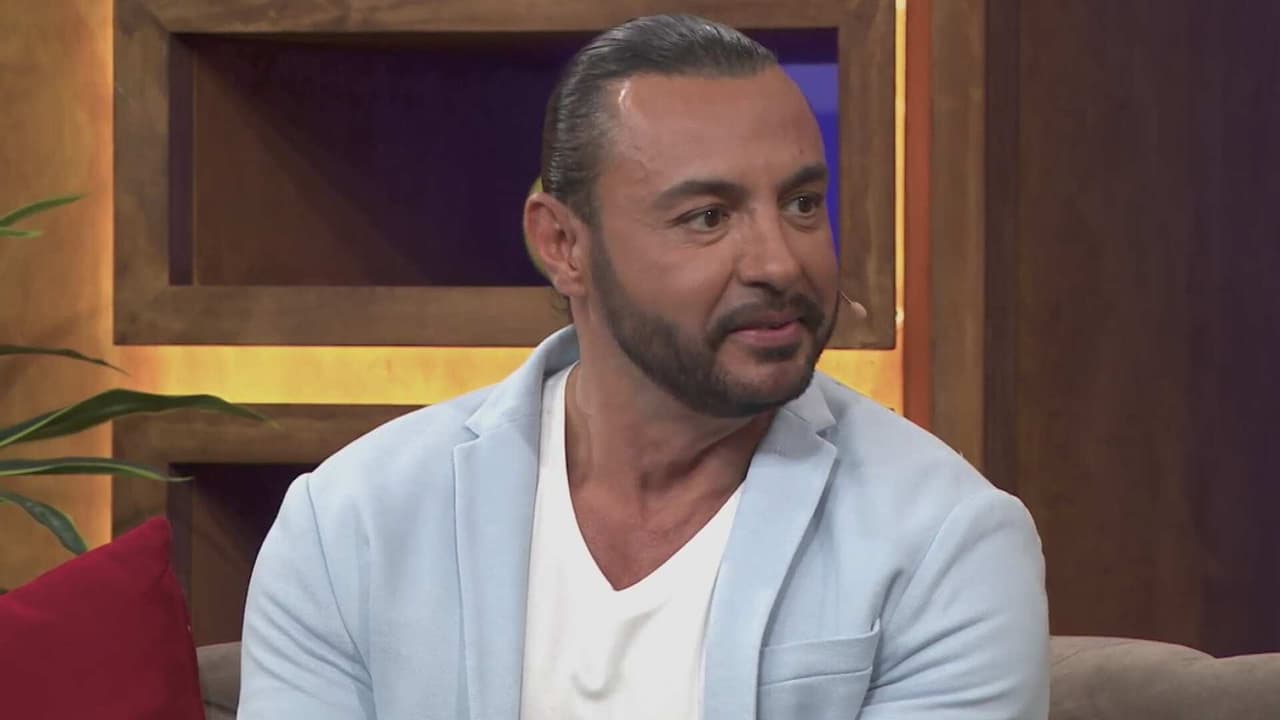 'Latin lover' sorprende al revelar su verdadero nombre