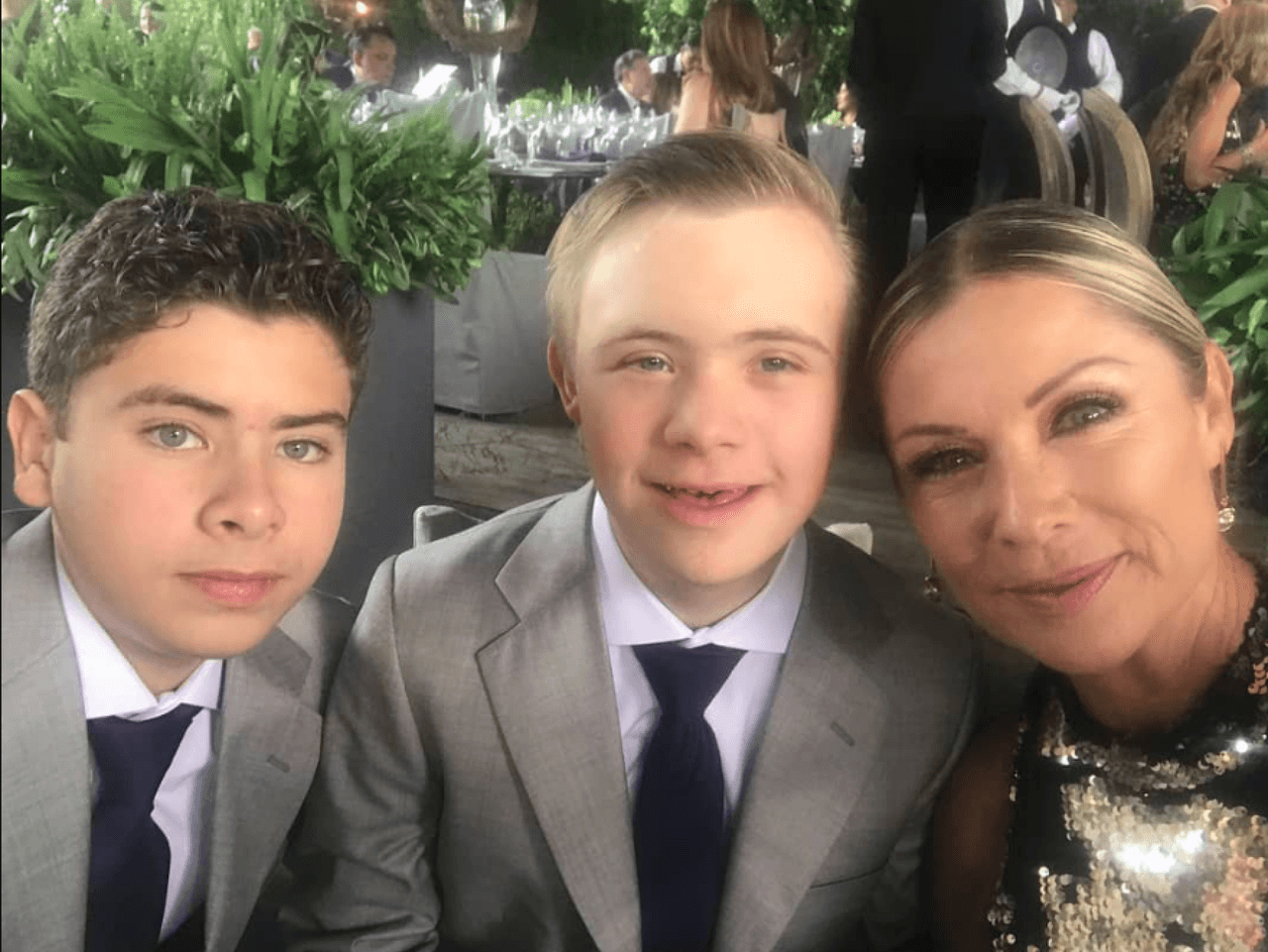 No solo trapea y barre, Leticia Calderón causa revuelo al enseñarle inglés a su hijo Luciano