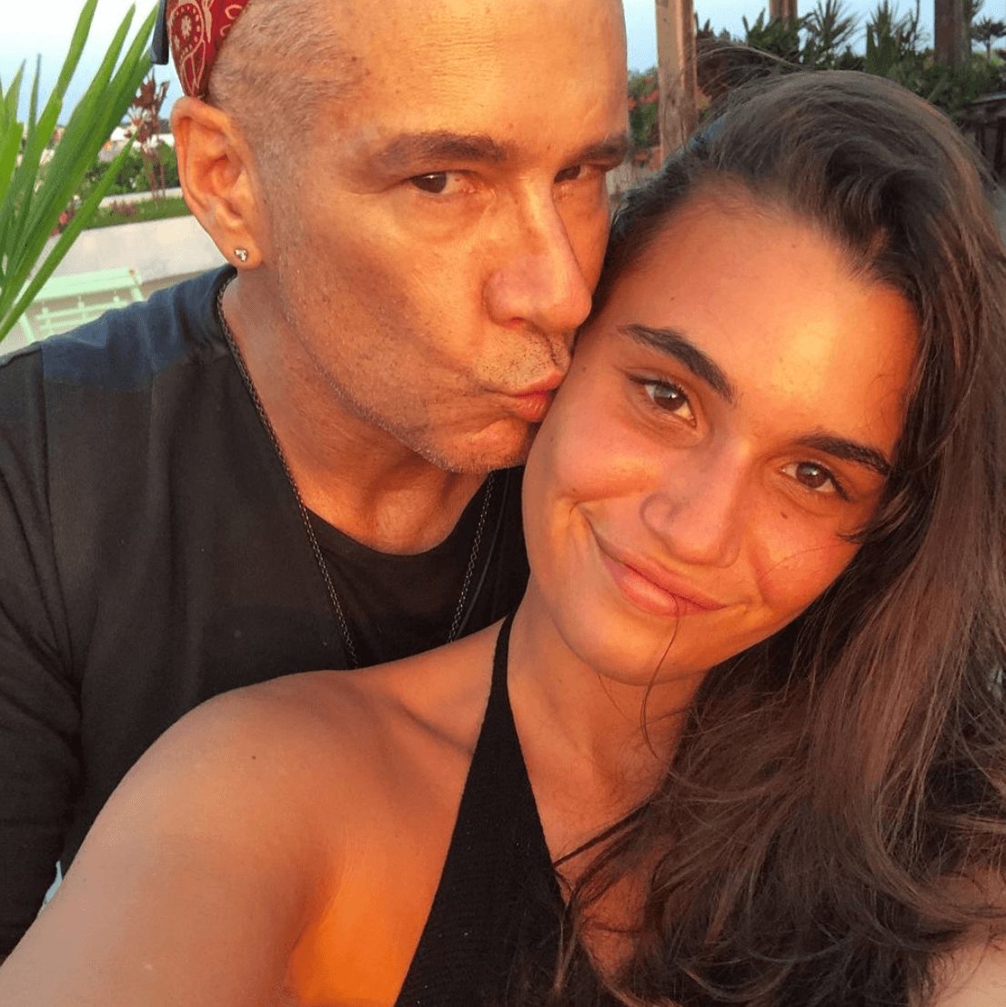 Esposa de Fernando Carrillo publica foto en la que deja ver su cuerpo postparto
