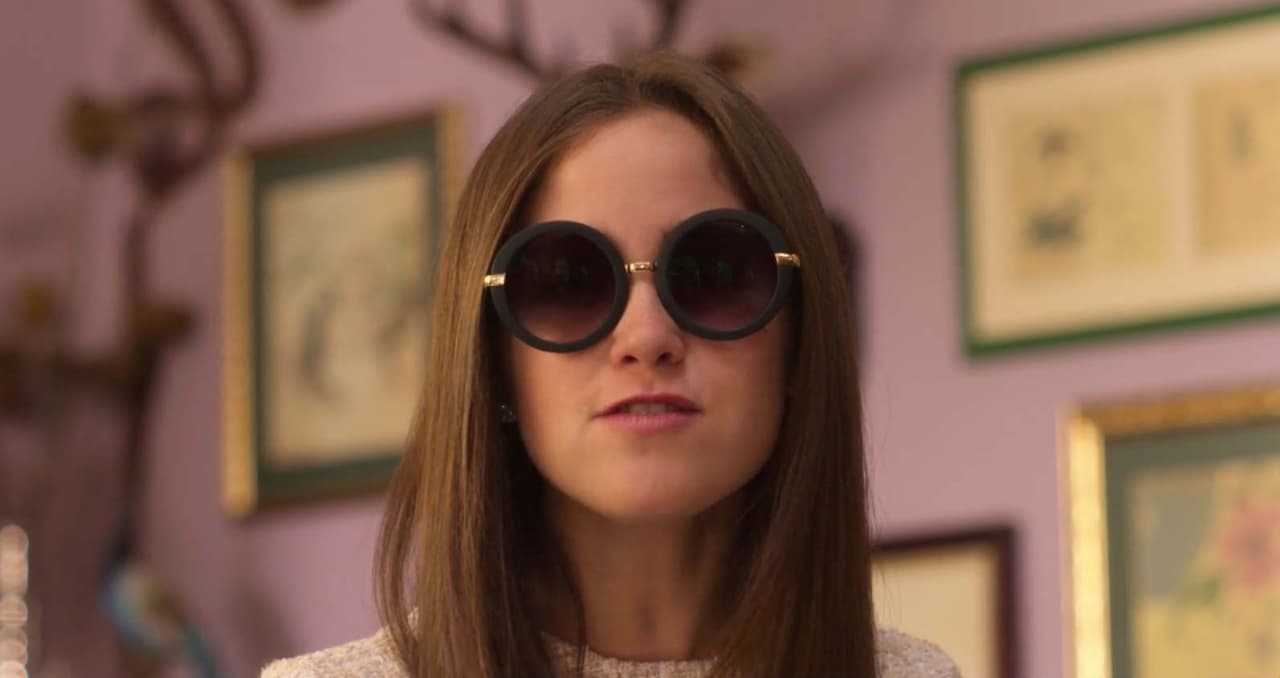Por otra parte, también pudimos verla en la serie de '
<b>La casa de las flores</b>', serie de Netflix producida por Manolo Caro. 
<br>Además, también ha actuado en películas como 
<b>Plan V</b> (2018), 
<b>Un papá pirata</b> (2019), 
<b>La boda de mi mejor amigo</b> (2019), 
<b>La vida inmoral de la pareja ideal</b> (2016), entre otras.