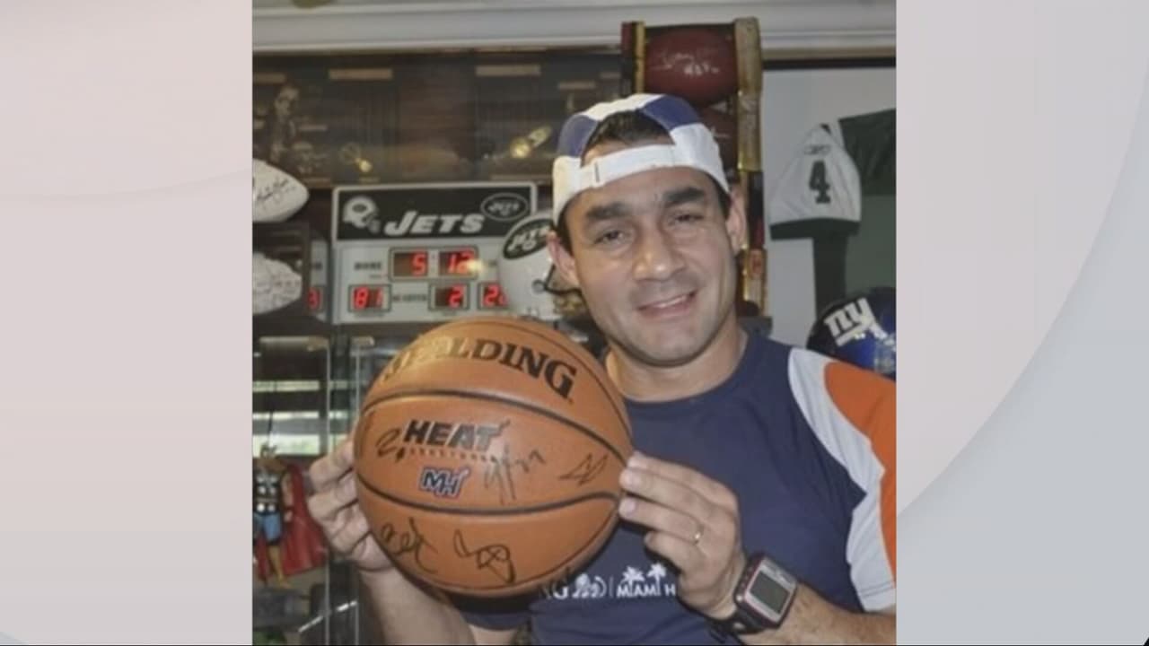 Exguardia de seguridad del Miami Heat acusado de robar millones en mercancía histórica del equipo.