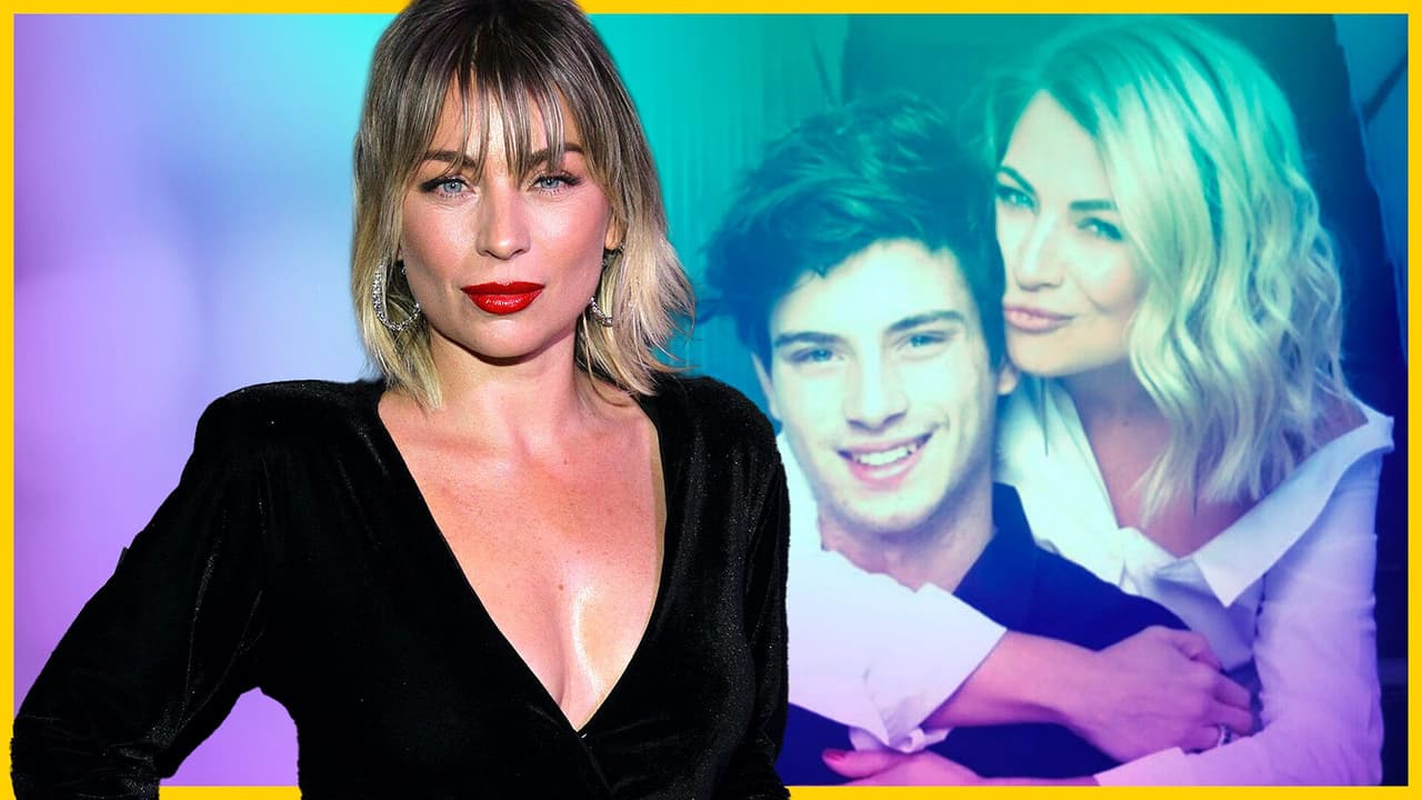 Ludwika Paleta posa al lado de su hijo Nico y parecen hermanos gemelos