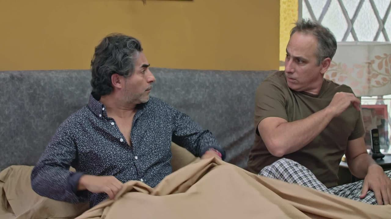 Alma de ángel: Alma usa el cuerpo de Paco para sentirse más cerca de Ángel, aunque eso signifique que Paco cambie de 'equipo'