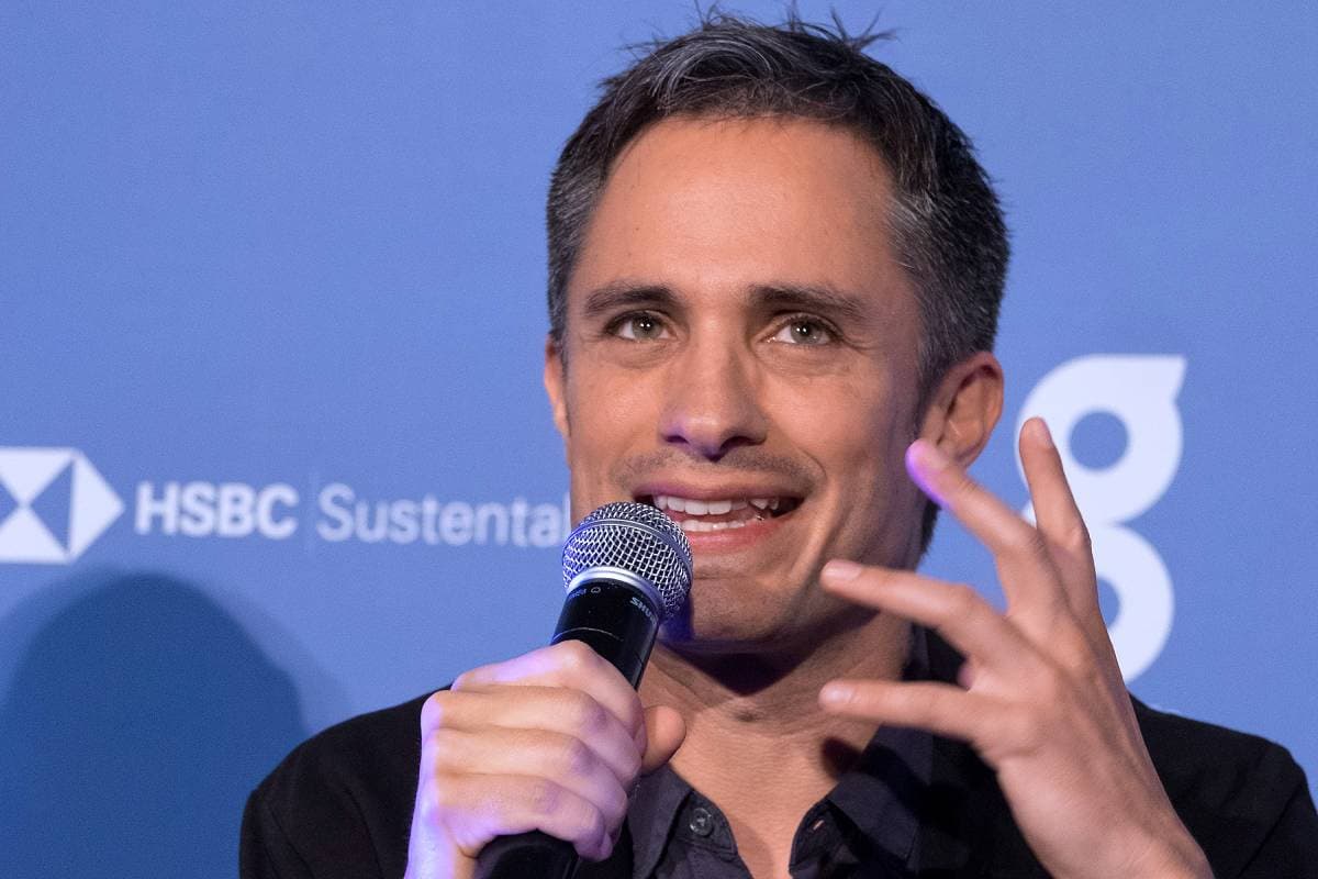 Gael García gana demanda a compañía de whisky que usó su imagen