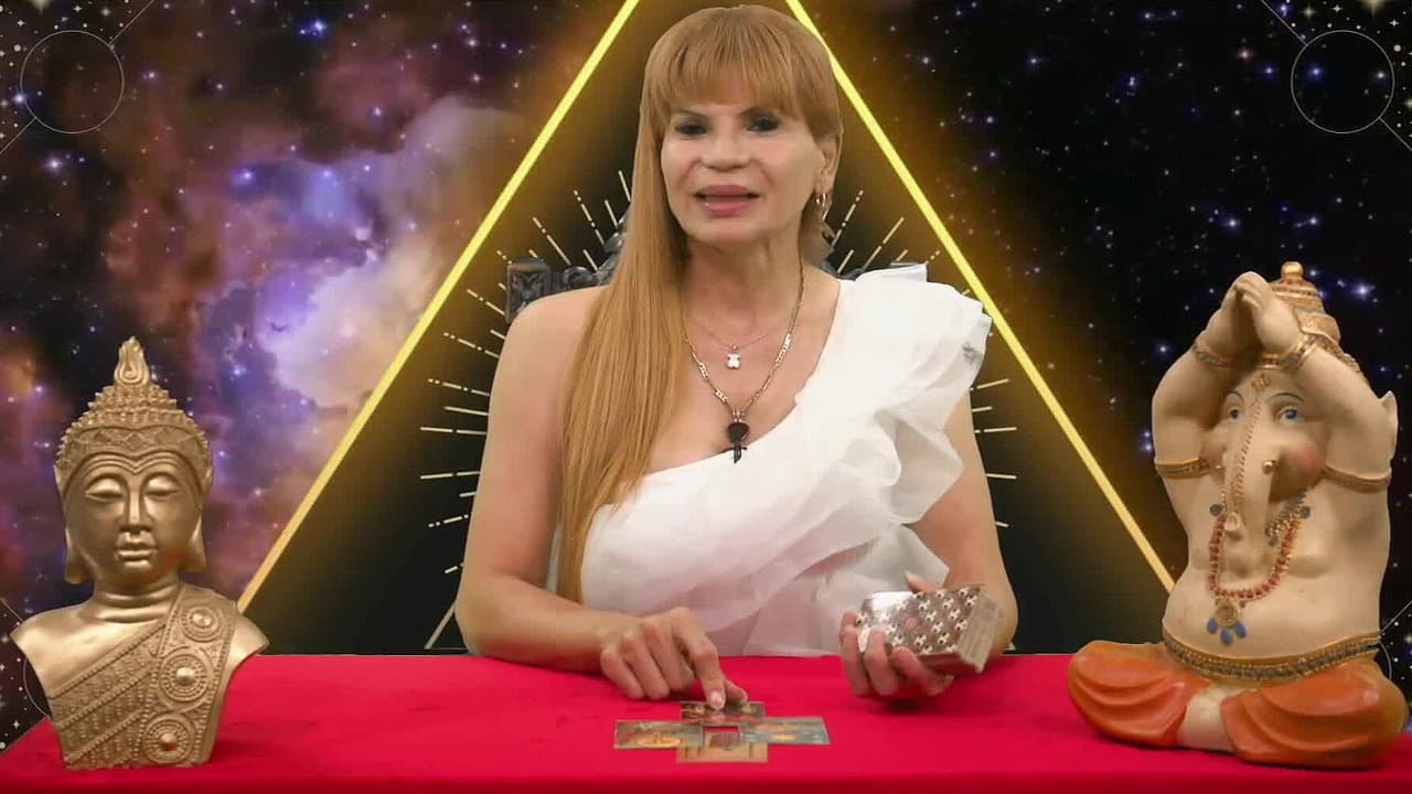 Mhoni Vidente lanza advertencia a gruperos, asegura que están en peligro