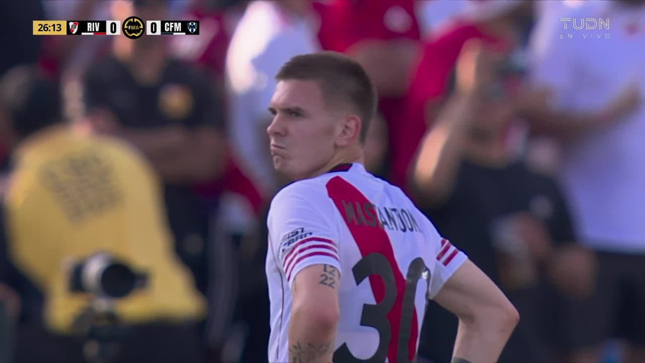 ¡Andrada ataja el remate de Franco y River se queda con las ganas!