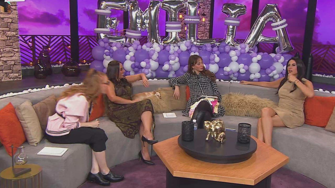 Las Netas dan valiosos consejos de mamá a Natalia Téllez