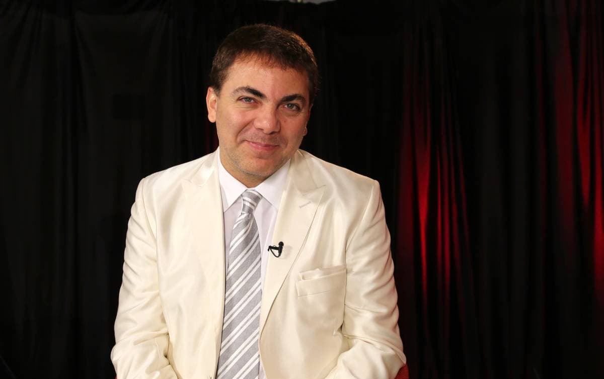 Cristian Castro le organiza fiesta a su hija y lo dejan plantado