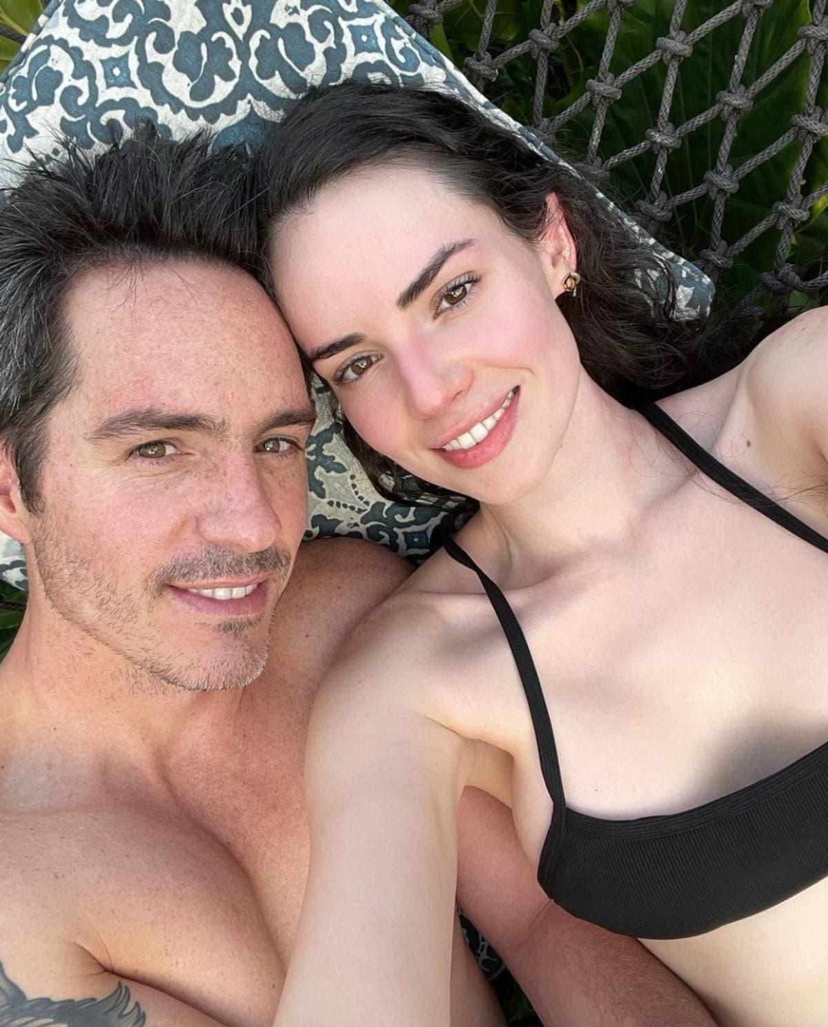 Mauricio Ochmann se desvive en halagos hacia Paulina Burrola por su cumpleaños