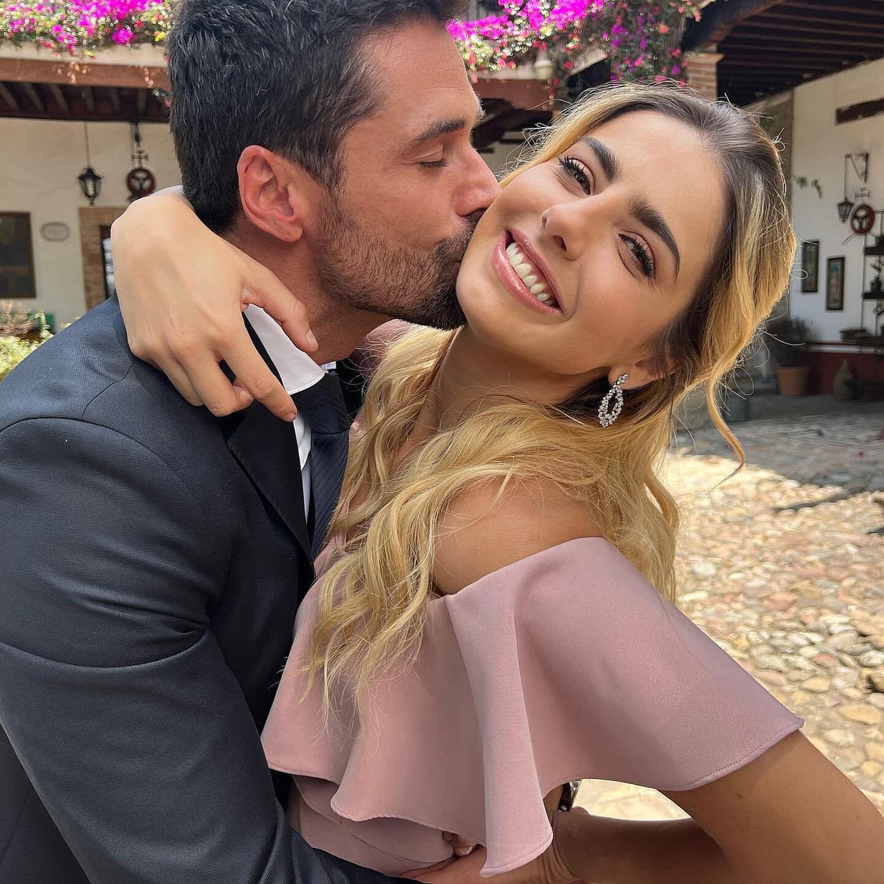 Con Permiso: ¿Matías Novoa y Michelle Renaud ya son marido y mujer?