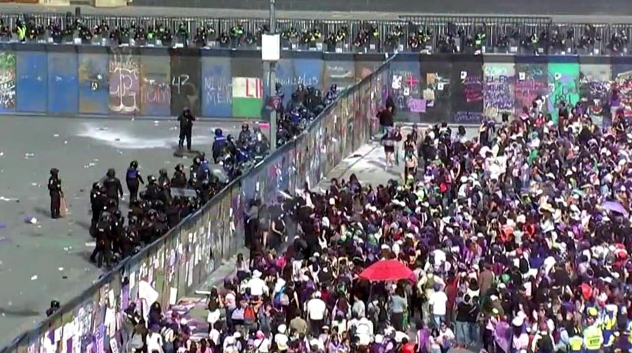 8M 2026: 120,000 mujeres marchan en la Ciudad de México para exigir justicia por las víctimas de violencia