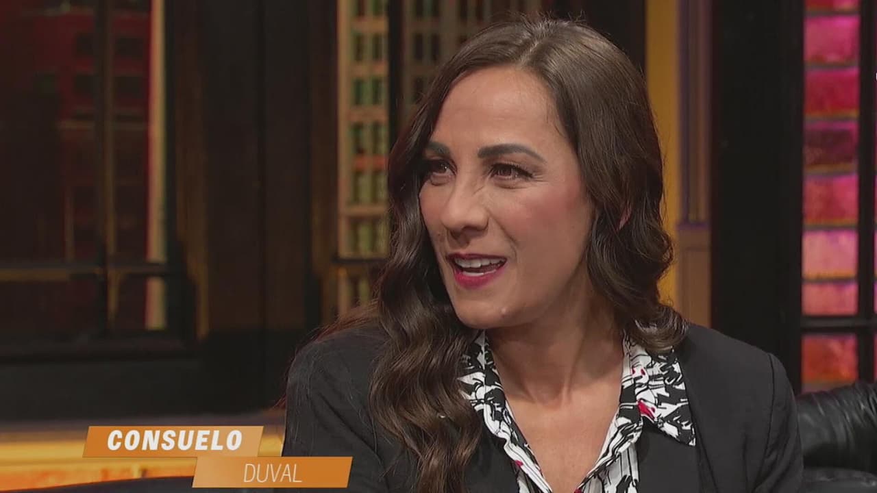 Consuelo Duval asegura que ’se defiende cantando’, pero no es lo suyo