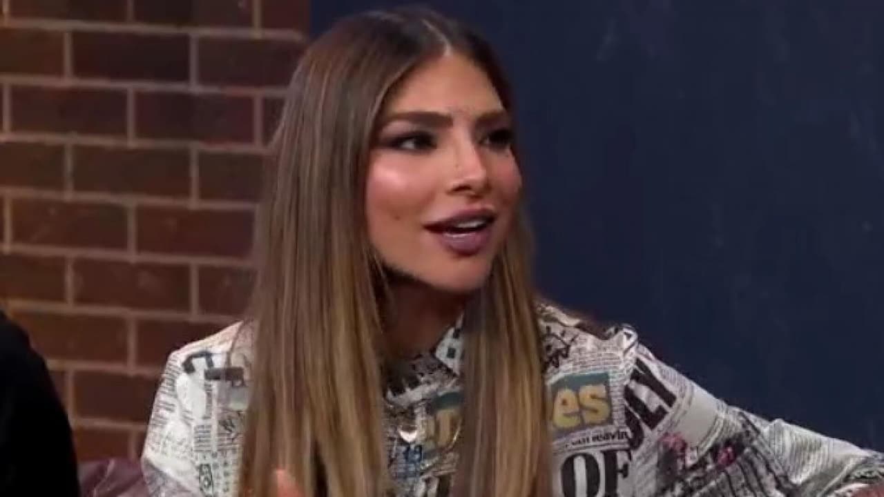 Alejandra Espinoza recuerda cómo conoció a su esposo