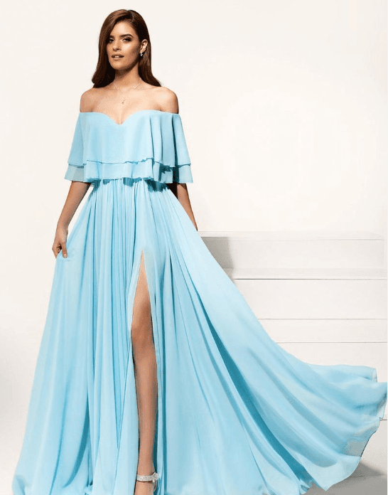 Si tienes hombros pequeños y marcados, puedes optar por un diseño off shoulders.