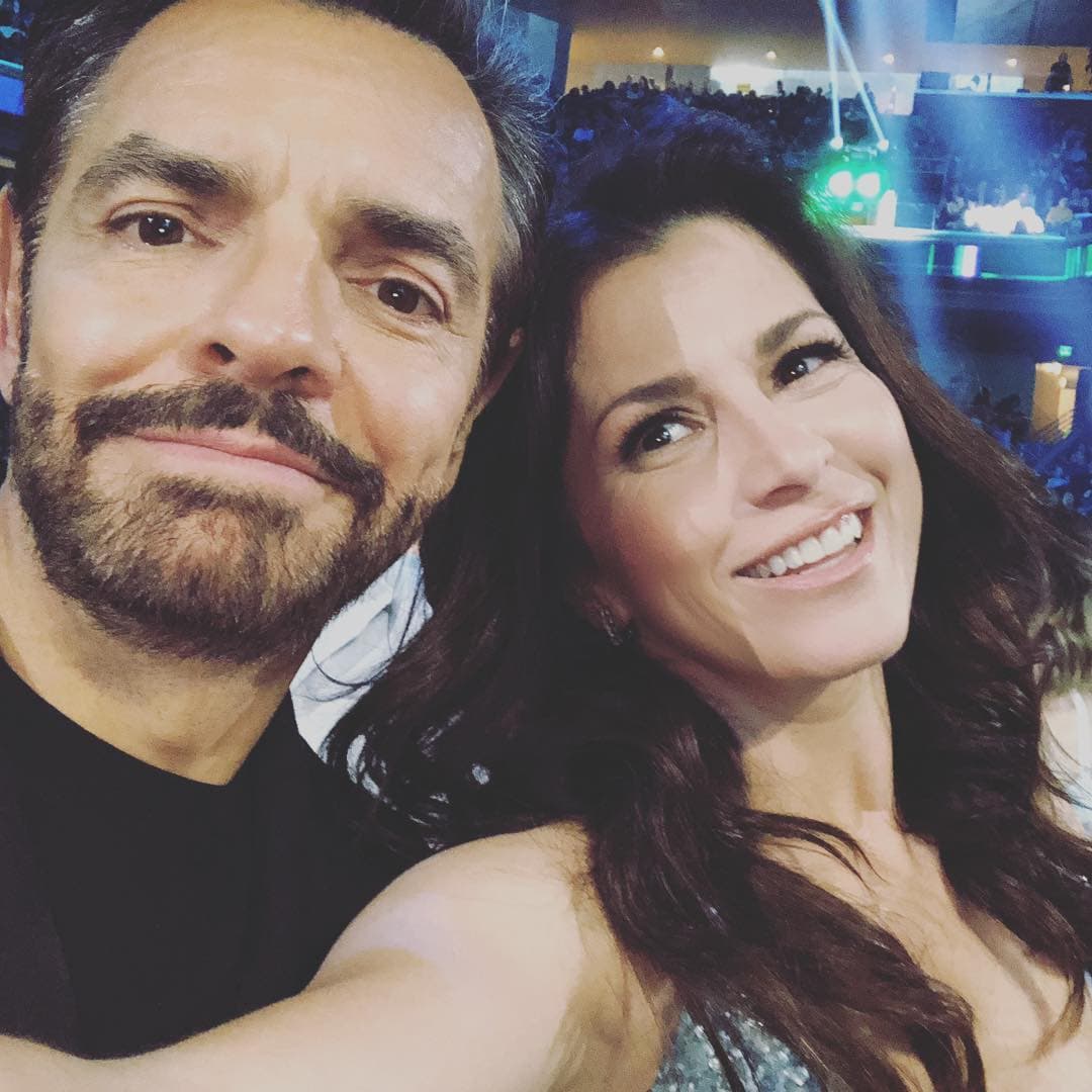 Eugenio Derbez y Alessandra Rosaldo celebraron este 27 de marzo pasado 14 años juntos y hoy celebran 8 años de casados, razón por la que te contaremos su linda historia de amor
